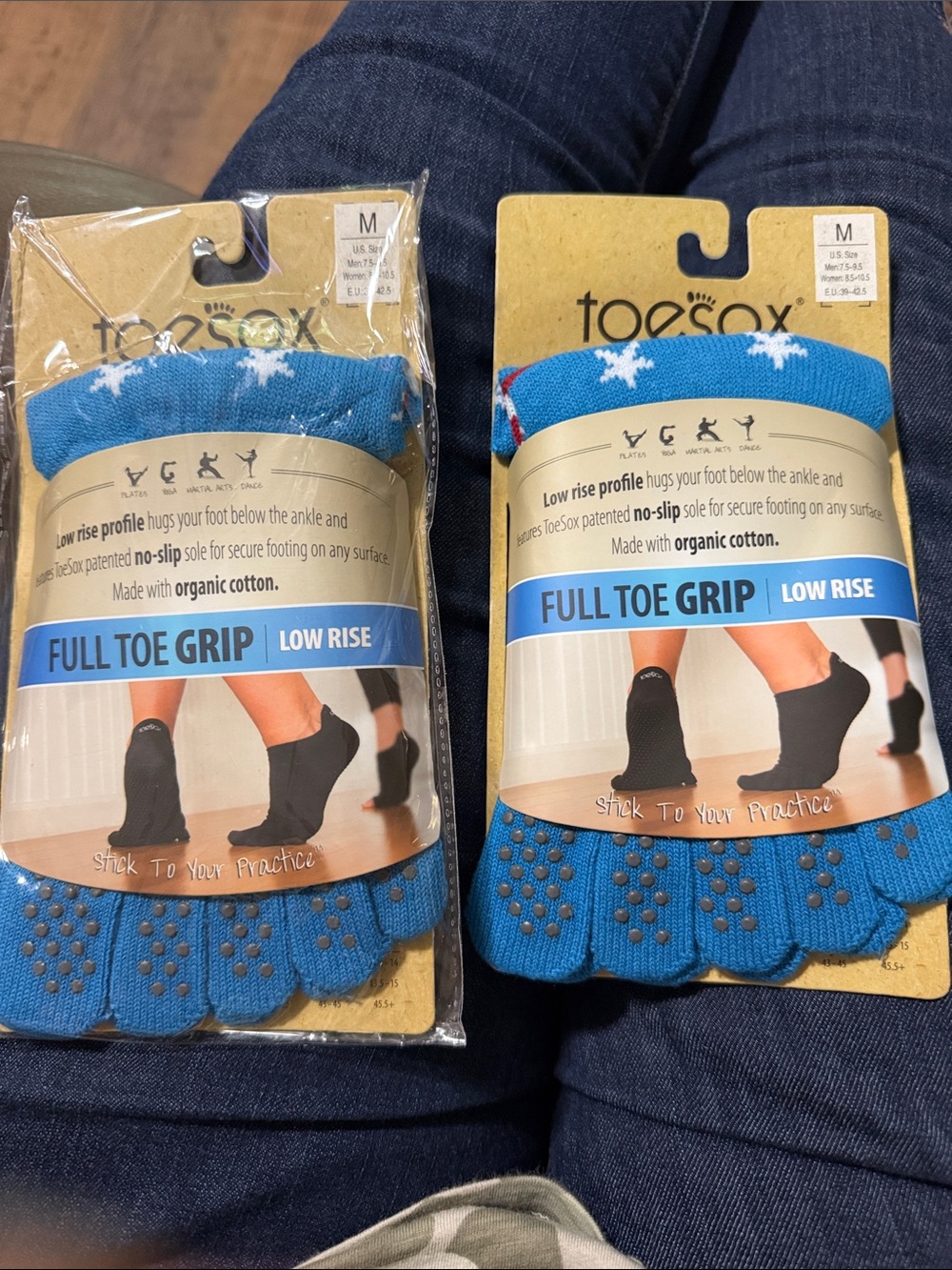 toesox Men & Women’s Full Toe Grip Low Rise Socks - Blue 2 pairs